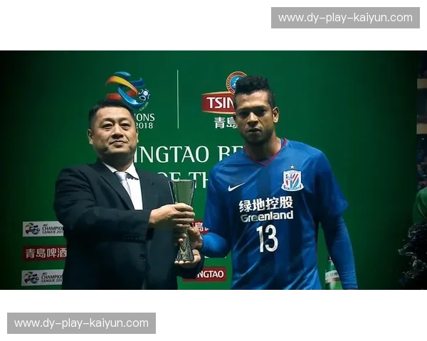 蓝调之巅的跨海交响：当悉尼FC遇上上海申花，一场关于荣耀与信仰的远征